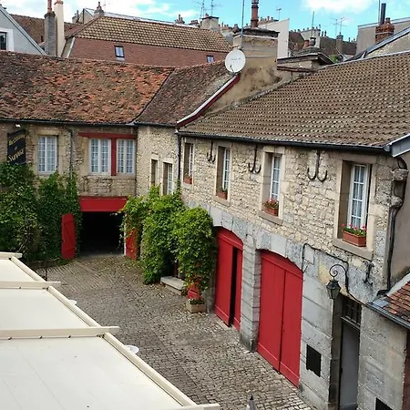 Hotel Le Sauvage 2*